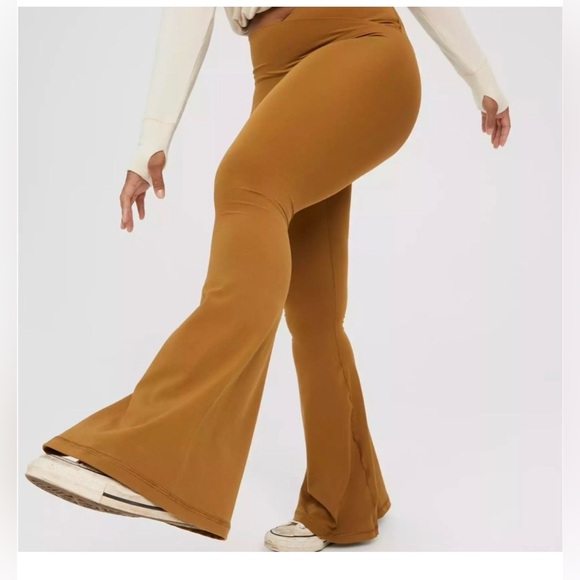 aerie Pants - Offline by Aerie Real Me High Rise Flare Mustard Tan Athleisure Leggings Sz XXL